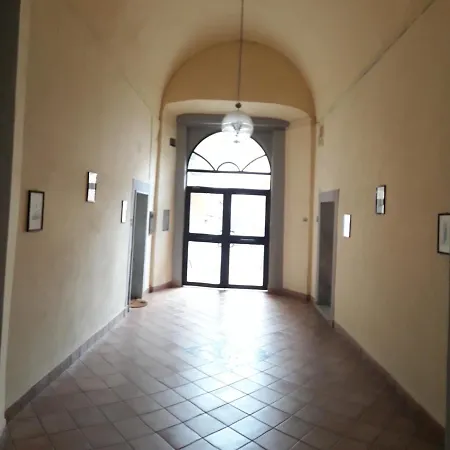 Nadine Penthouse Studio *